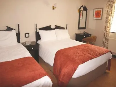Ivy Tower Hotel 2*