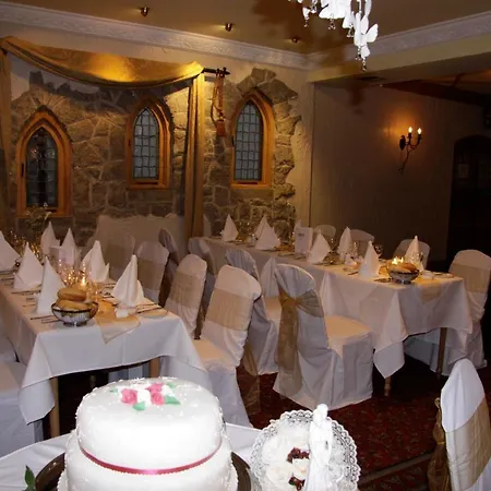 Hotel Ivy Tower 2*