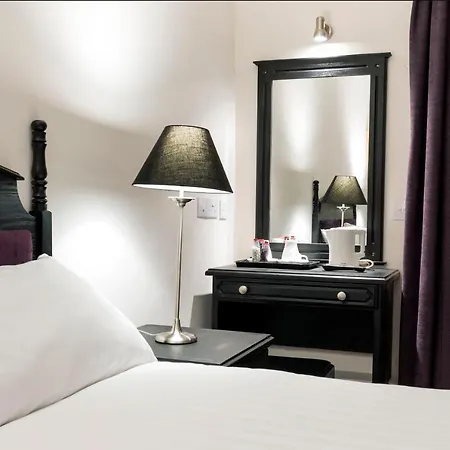 Ivy Tower 2* Castlebar