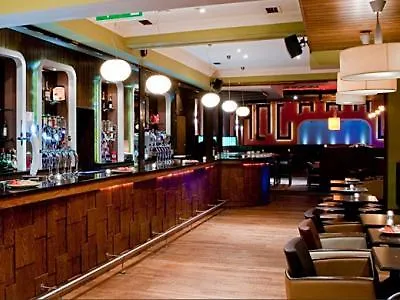 Ivy Tower Каслбар